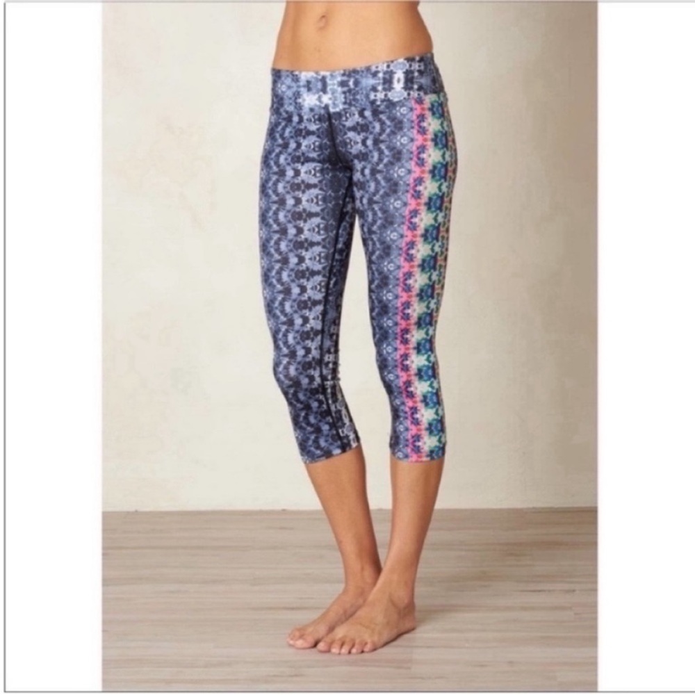 Prana Roxanne Hydrobloom leggings black pink floral capris kaleidoscope